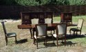 Komplet antycznych barokowych mebli salonowych z Belgii. Stół, krzesła, komoda.